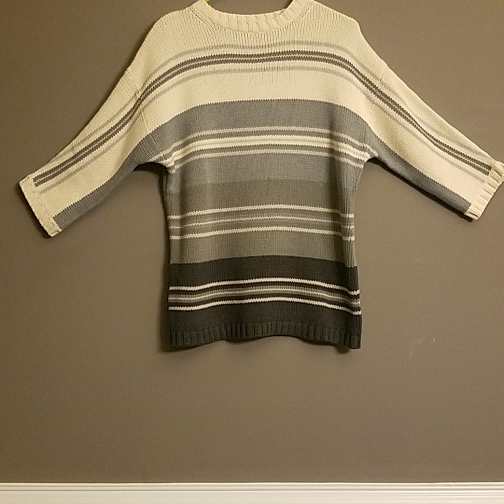NWOT- Liz Claiborne 3/4 sleeve stripped sweater